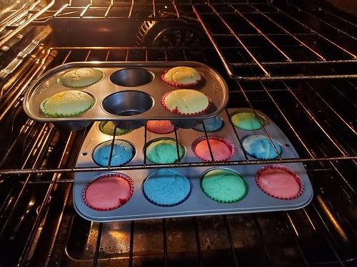 photo showing baking cupcakes