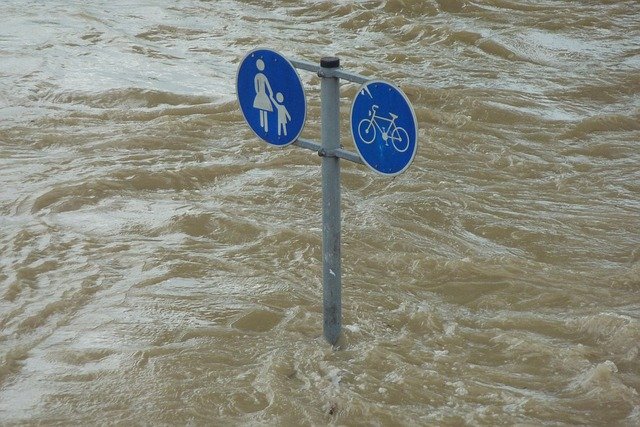 image of rising waters due to climate change